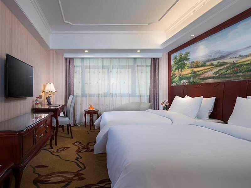 Vienna International Hotel Fenghua Zhongshan Road Экстерьер фото