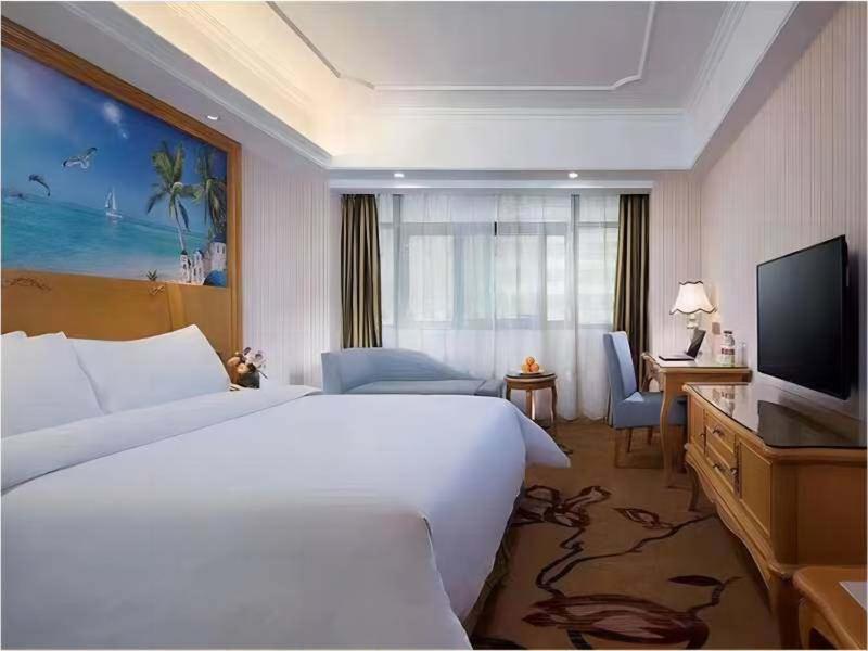 Vienna International Hotel Fenghua Zhongshan Road Экстерьер фото