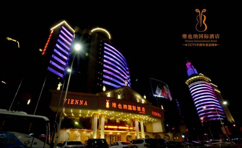 Vienna International Hotel Fenghua Zhongshan Road Экстерьер фото