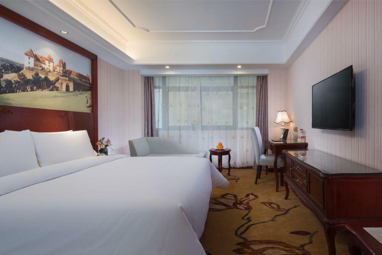 Vienna International Hotel Fenghua Zhongshan Road Экстерьер фото